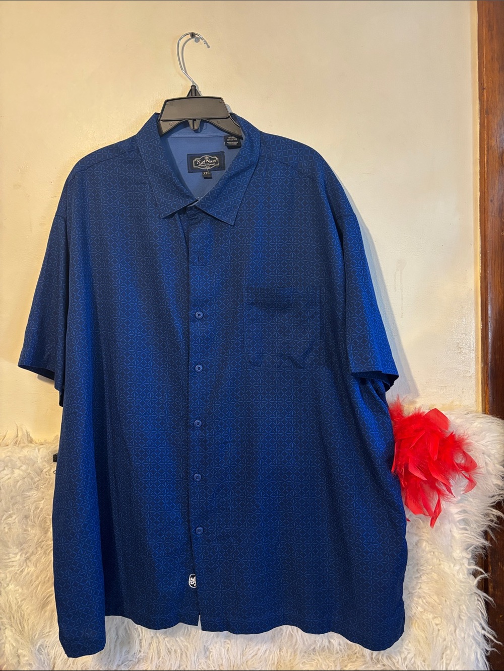 Van Heusen Navy Blue Short-Sleeve Button-Down with Subtle Geometric Print